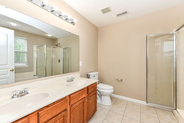 4016 Rowlett Place, Carmel, IN 46074