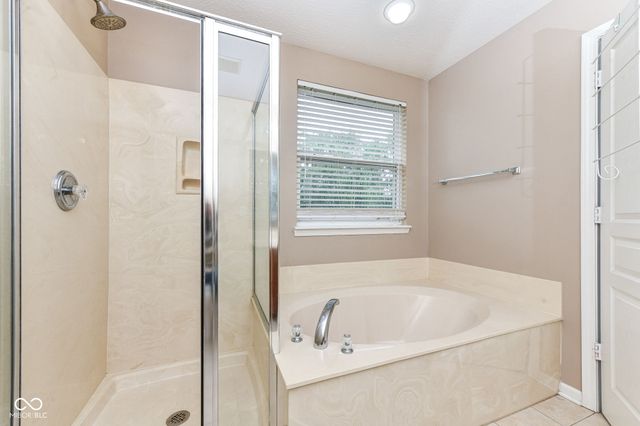 4016 Rowlett Place, Carmel, IN 46074