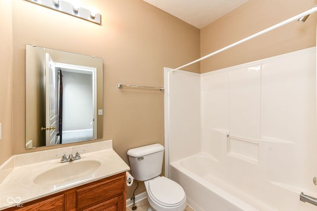 4016 Rowlett Place, Carmel, IN 46074