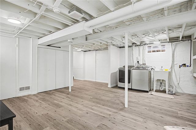 248 Gate House, Henrietta, NY 14467