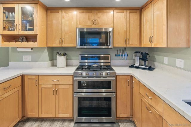 5134 Park Rim Dr., San Diego, CA 92117