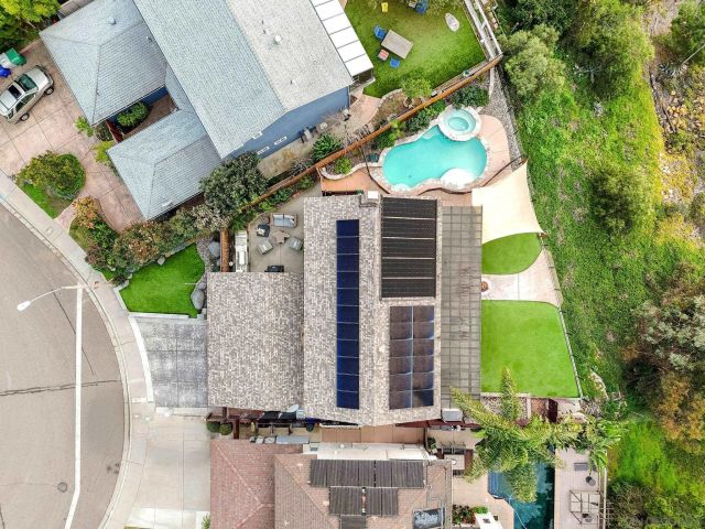 5134 Park Rim Dr., San Diego, CA 92117