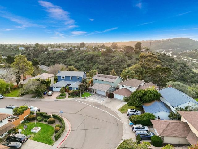 5134 Park Rim Dr., San Diego, CA 92117