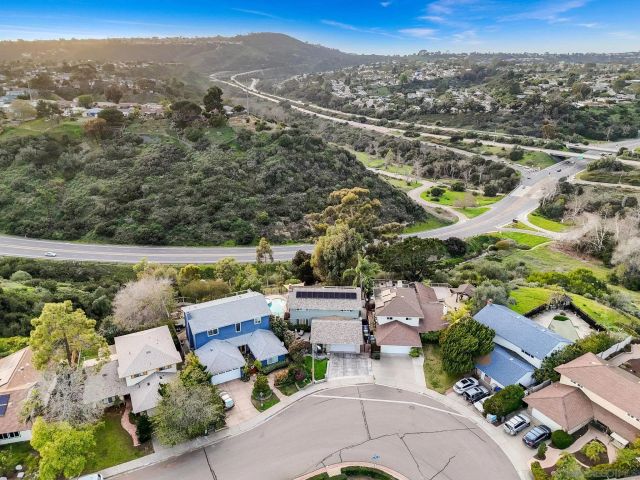 5134 Park Rim Dr., San Diego, CA 92117