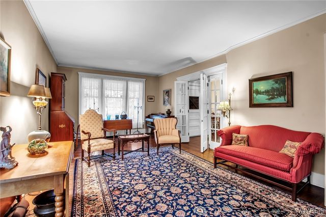 704 Auburn Avenue, Buffalo, NY 14222