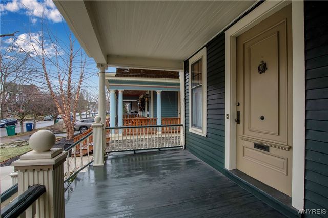 704 Auburn Avenue, Buffalo, NY 14222