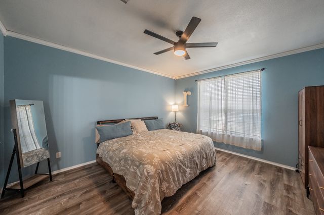 812 Chaparral Drive, Grand Prairie, TX 75052