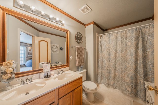 812 Chaparral Drive, Grand Prairie, TX 75052