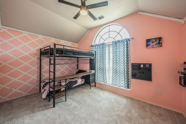 812 Chaparral Drive, Grand Prairie, TX 75052