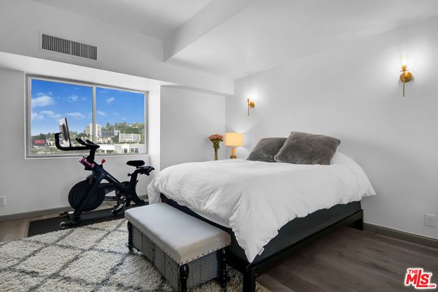 1155 N La Cienega Boulevard 1103, West Hollywood, CA 90069