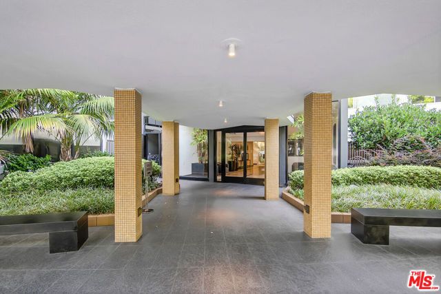 1155 N La Cienega Boulevard 1103, West Hollywood, CA 90069