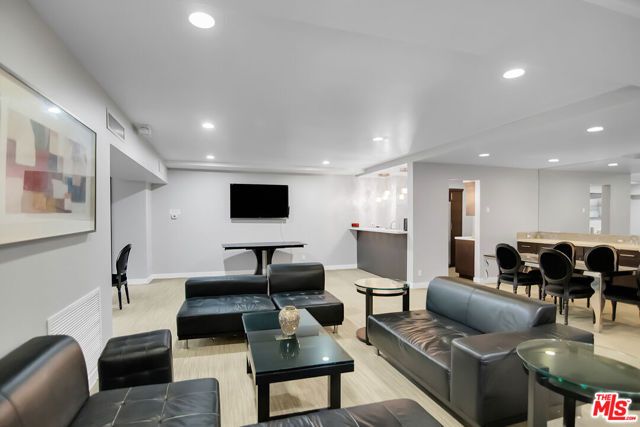 1155 N La Cienega Boulevard 1103, West Hollywood, CA 90069