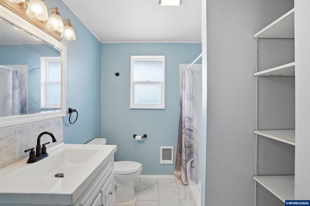 108 W 1st St, Canby, OR 97013