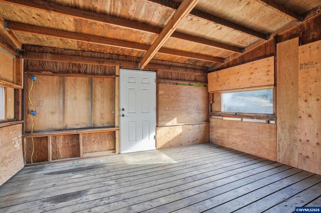 108 W 1st St, Canby, OR 97013