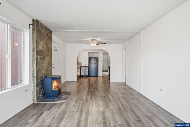 108 W 1st St, Canby, OR 97013