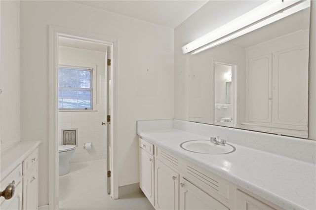 27 Riverview Drive, Greenville, SC 29611