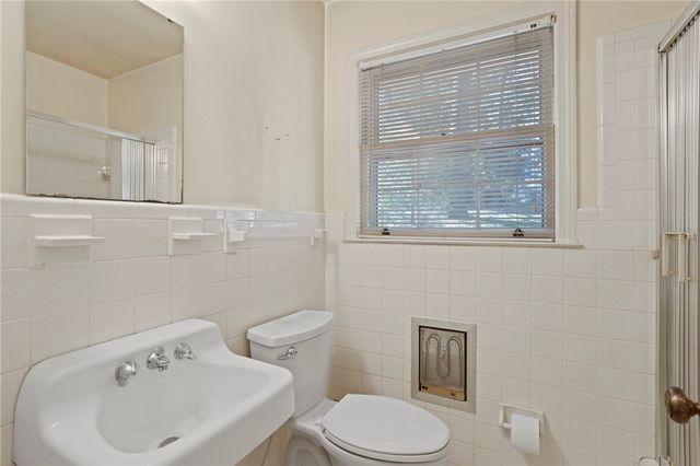 27 Riverview Drive, Greenville, SC 29611