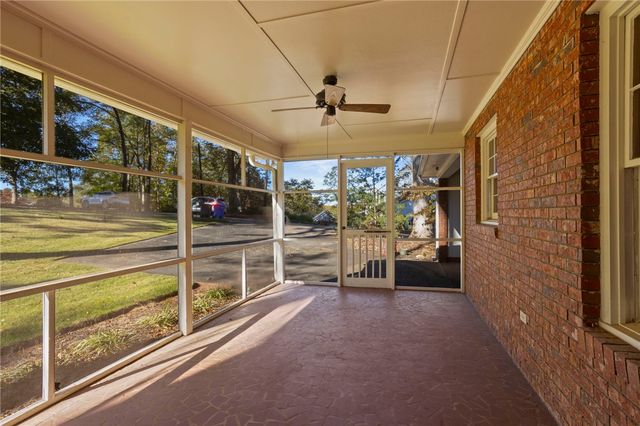 27 Riverview Drive, Greenville, SC 29611