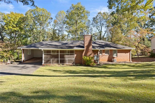 27 Riverview Drive, Greenville, SC 29611