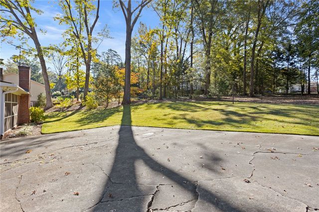 27 Riverview Drive, Greenville, SC 29611