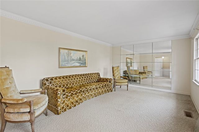 27 Riverview Drive, Greenville, SC 29611