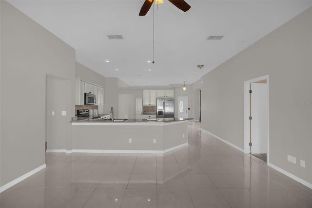 5403 LOMA VISTA LOOP, Davenport, FL 33896