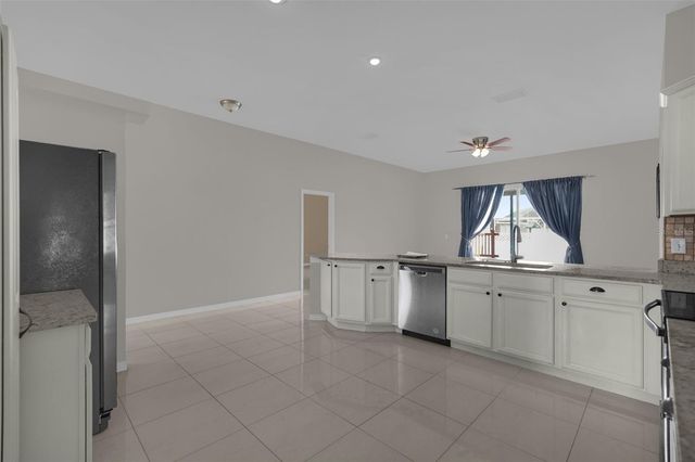 5403 LOMA VISTA LOOP, Davenport, FL 33896