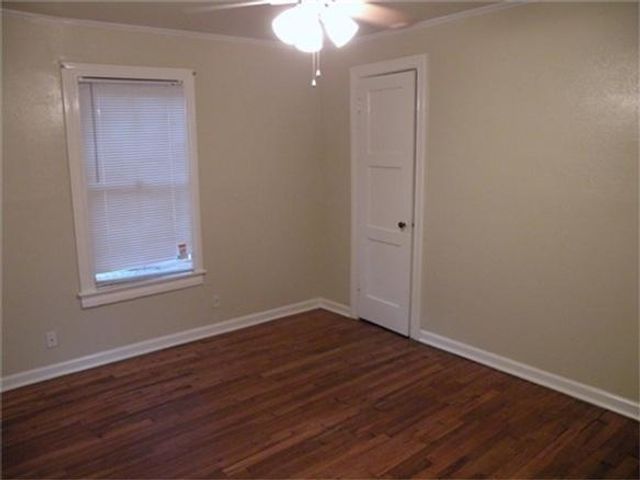 5600 Community Drive, Houston, TX 77005