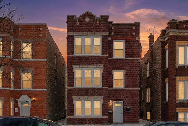 2118 S 59th Avenue, Cicero, IL 60804