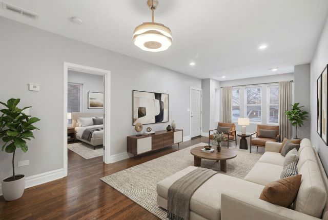 2118 S 59th Avenue, Cicero, IL 60804