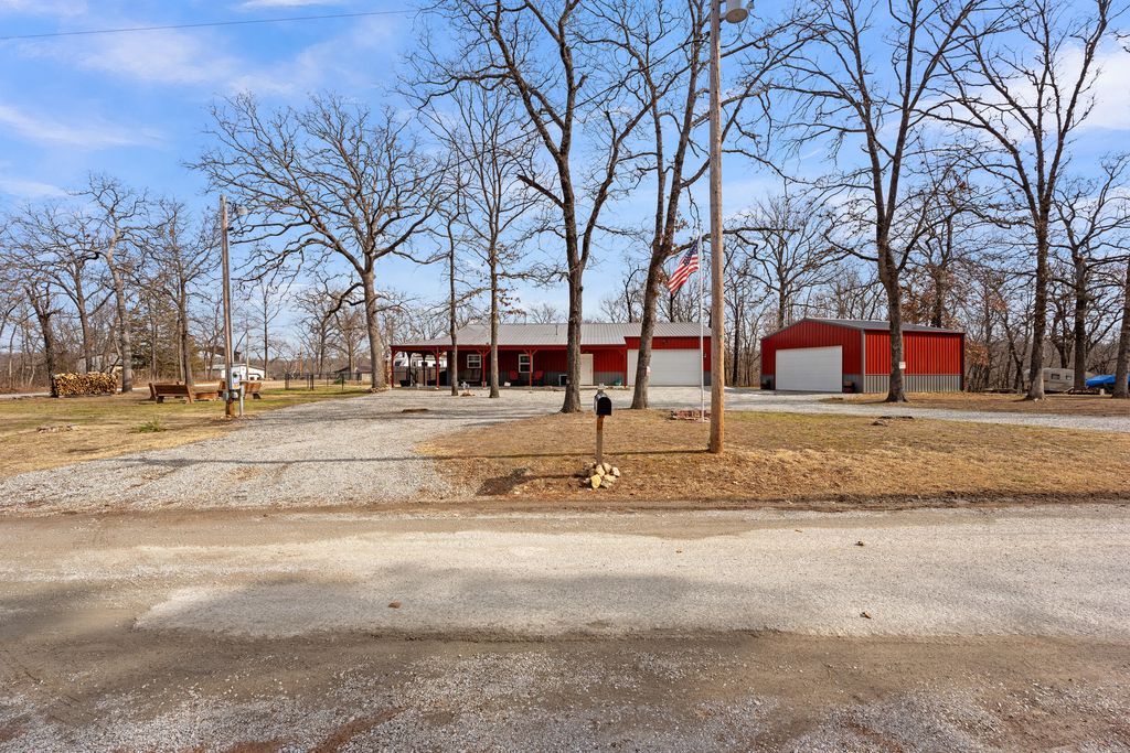 331 Sunset Avenue, Eucha, OK 74342