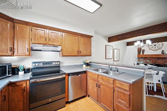 2661 Hatch Circle, Colorado Springs, CO 80918