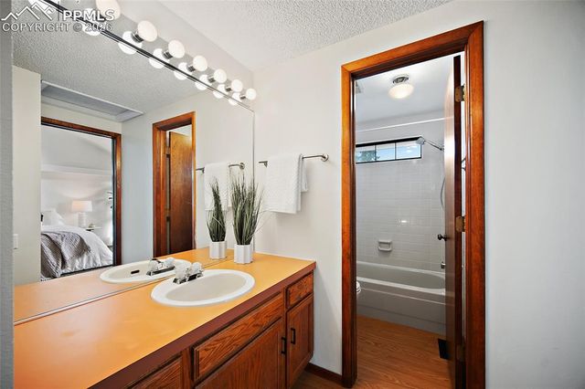 2661 Hatch Circle, Colorado Springs, CO 80918