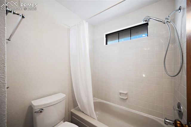 2661 Hatch Circle, Colorado Springs, CO 80918