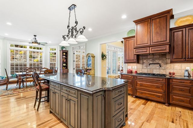 4323 Spring Court Cove, Young Harris, GA 30582