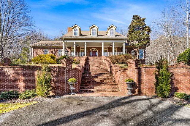 4323 Spring Court Cove, Young Harris, GA 30582