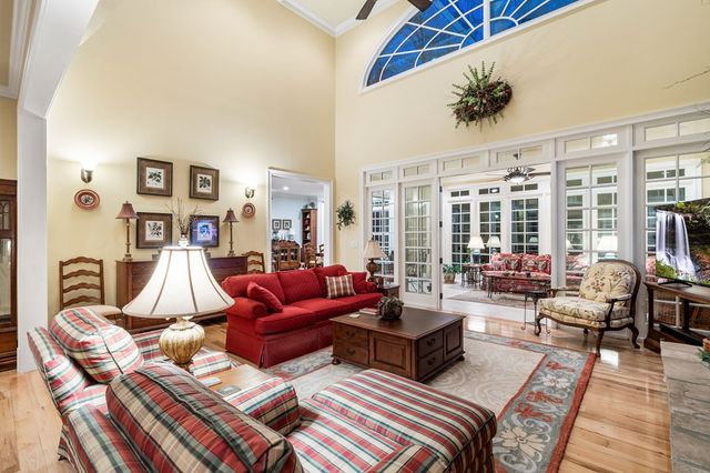 4323 Spring Court Cove, Young Harris, GA 30582