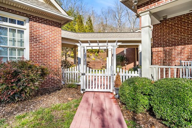 4323 Spring Court Cove, Young Harris, GA 30582