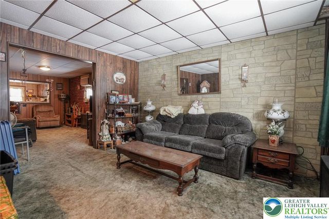 335 West Patterson Street, Lansford Boro, PA 18232