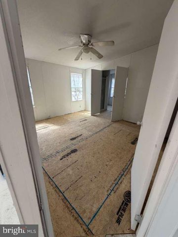 209 N LAKE DR, Milton, DE 19968