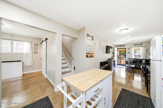 401 Amy Ave, Louisville, KY 40212