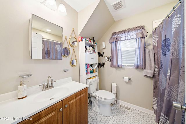 401 Amy Ave, Louisville, KY 40212