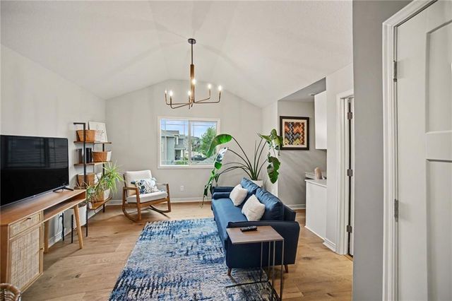 400 Mill Creek Drive, Lee's Summit, MO 64063