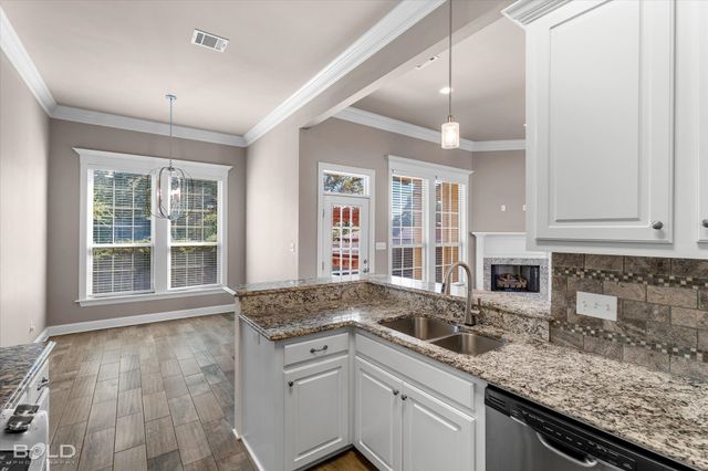 114 St Andrews Lane, Benton, LA 71006