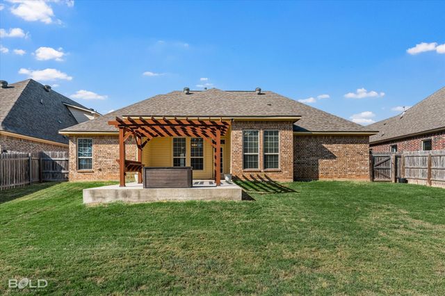 114 St Andrews Lane, Benton, LA 71006