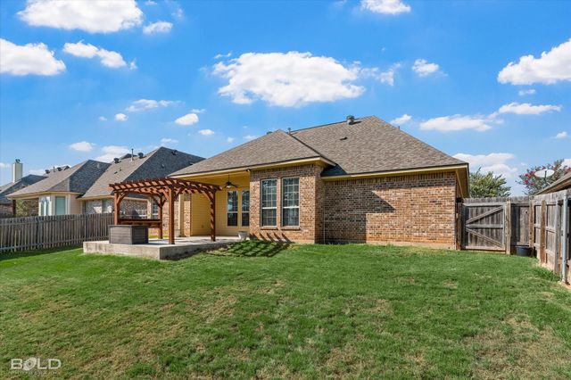 114 St Andrews Lane, Benton, LA 71006