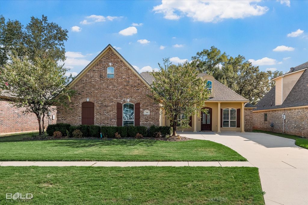 114 St Andrews Lane, Benton, LA 71006