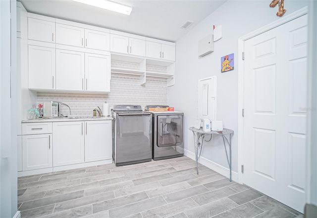 2389 PEARL CIDER STREET, Orlando, FL 32824