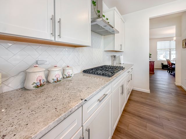 12431 Eileen Street, Lemont, IL 60439