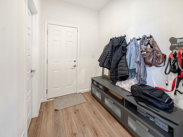 12431 Eileen Street, Lemont, IL 60439